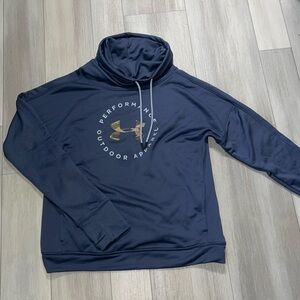 Under Armour Sweatshirt Performance Outdoor Apparel with Camouflage Graphic